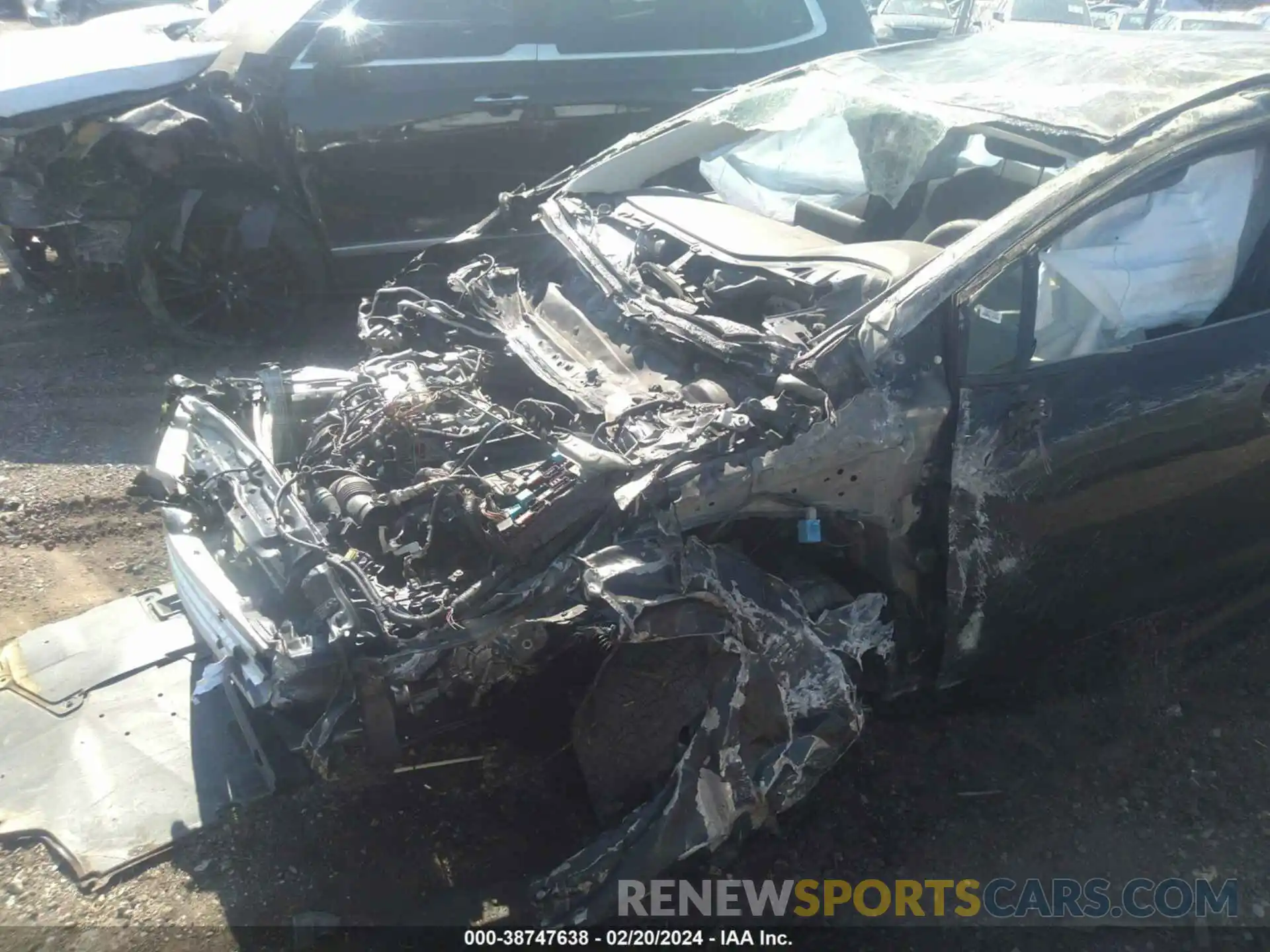 6 Photograph of a damaged car JTDEPRAE7LJ113846 TOYOTA COROLLA 2020