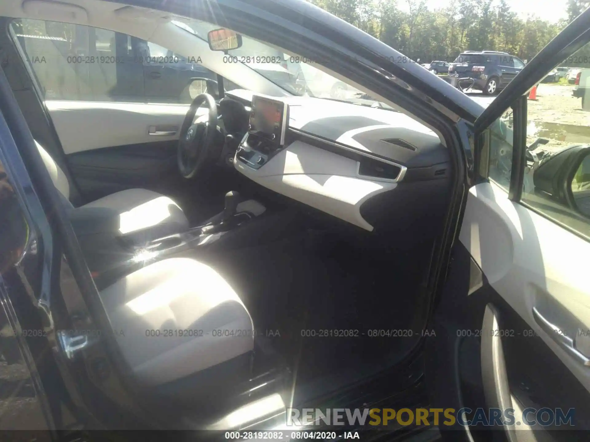 5 Photograph of a damaged car JTDEPRAE7LJ114205 TOYOTA COROLLA 2020