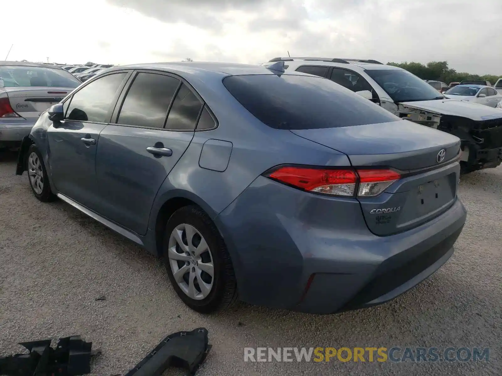 3 Photograph of a damaged car JTDEPRAE7LJ114236 TOYOTA COROLLA 2020