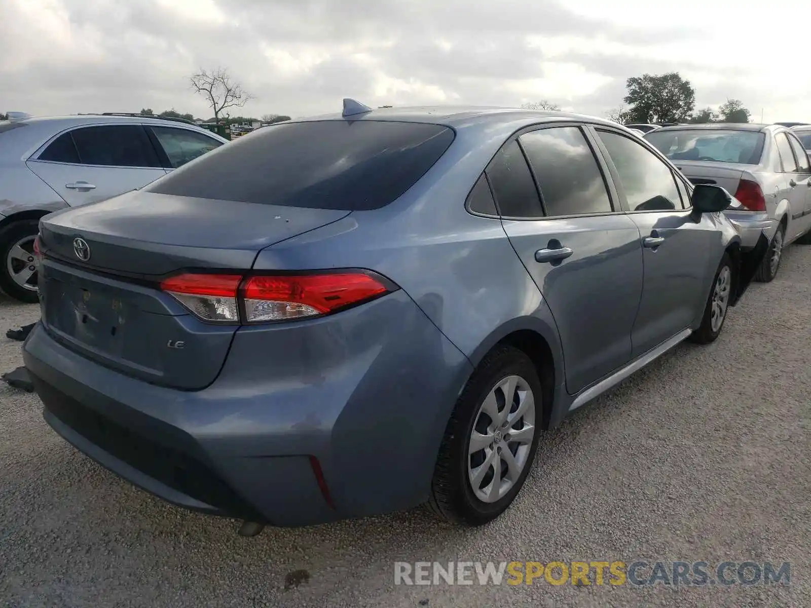 4 Photograph of a damaged car JTDEPRAE7LJ114236 TOYOTA COROLLA 2020