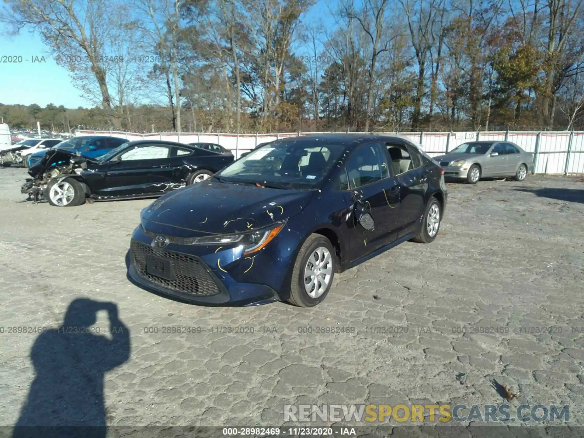 2 Photograph of a damaged car JTDEPRAE7LJ114639 TOYOTA COROLLA 2020