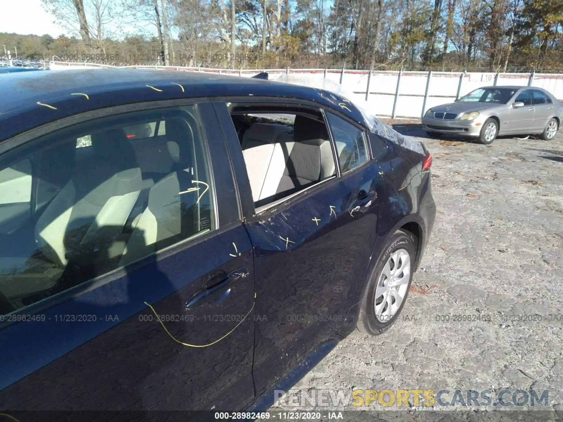 6 Photograph of a damaged car JTDEPRAE7LJ114639 TOYOTA COROLLA 2020