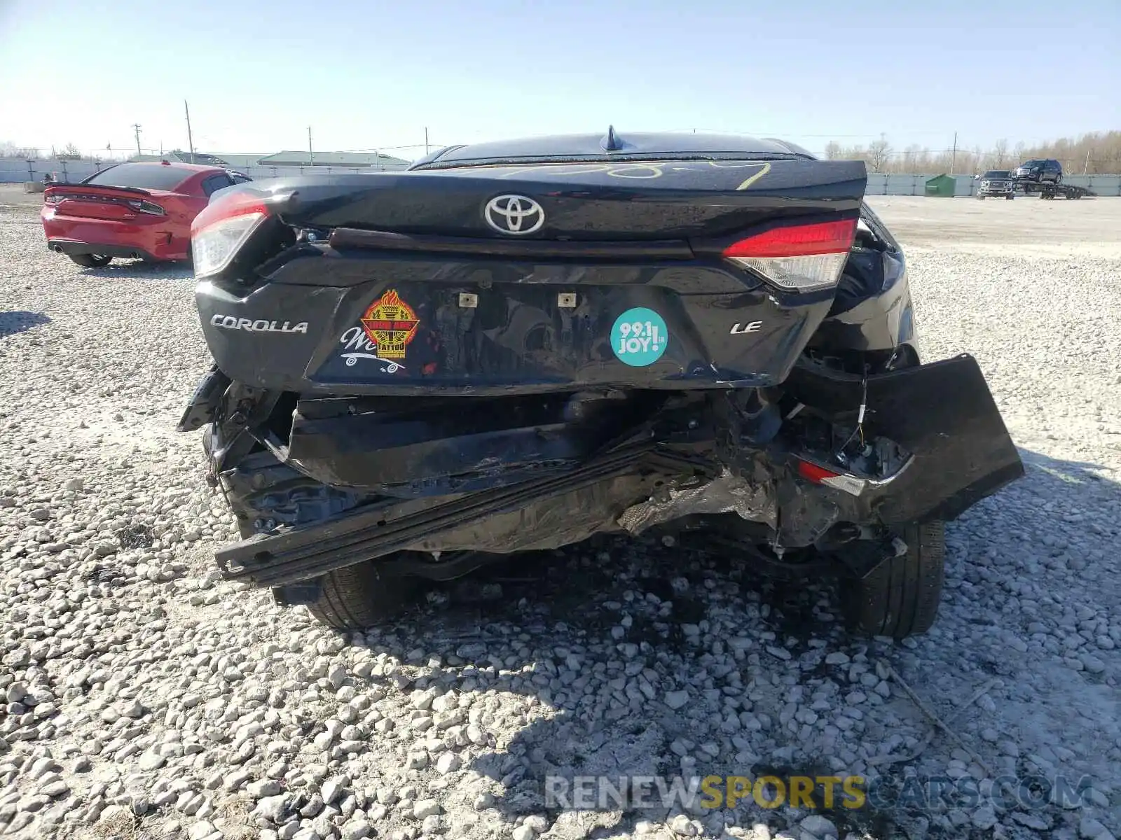 9 Photograph of a damaged car JTDEPRAE7LJ114723 TOYOTA COROLLA 2020