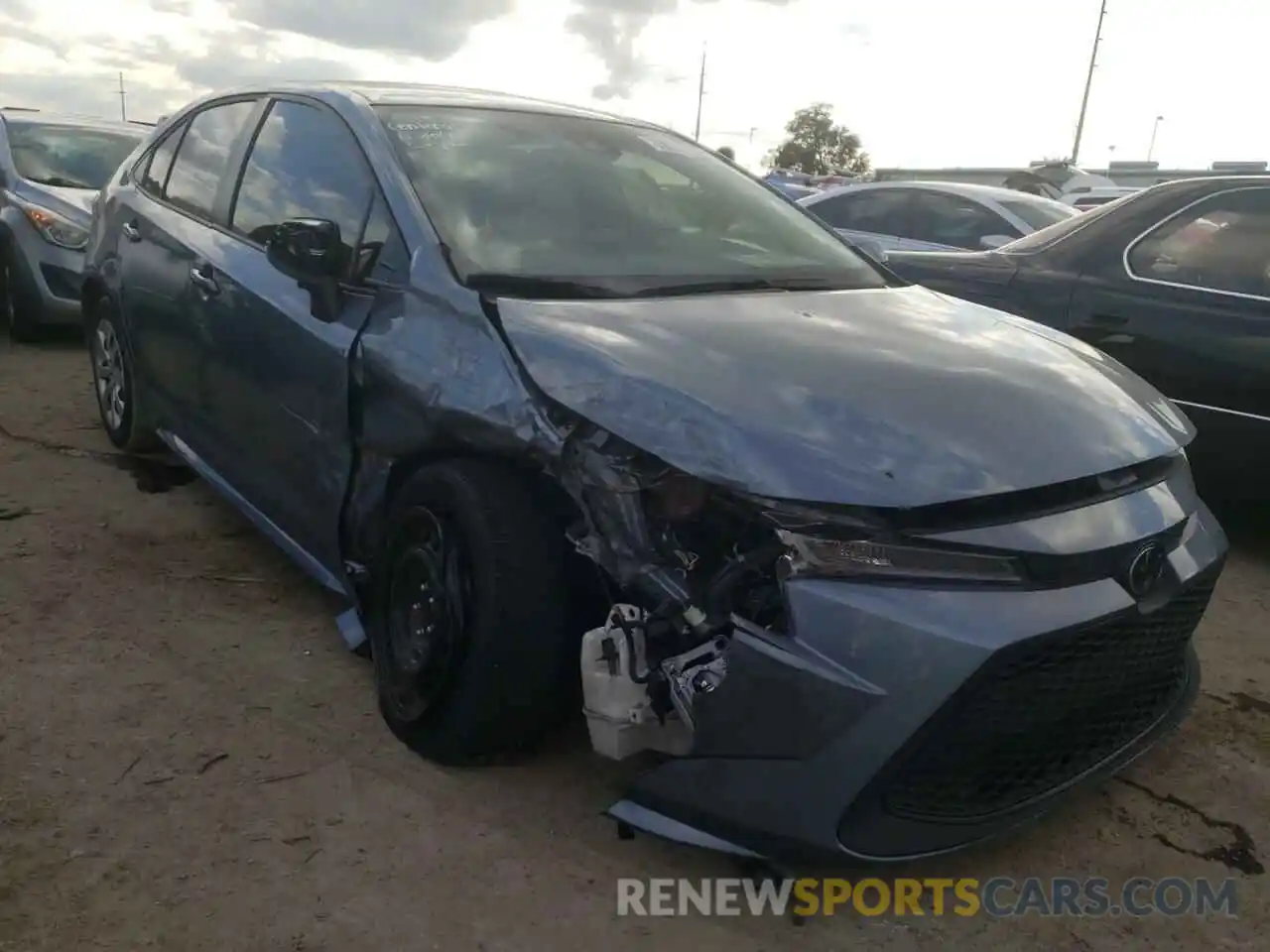 1 Photograph of a damaged car JTDEPRAE7LJ116004 TOYOTA COROLLA 2020