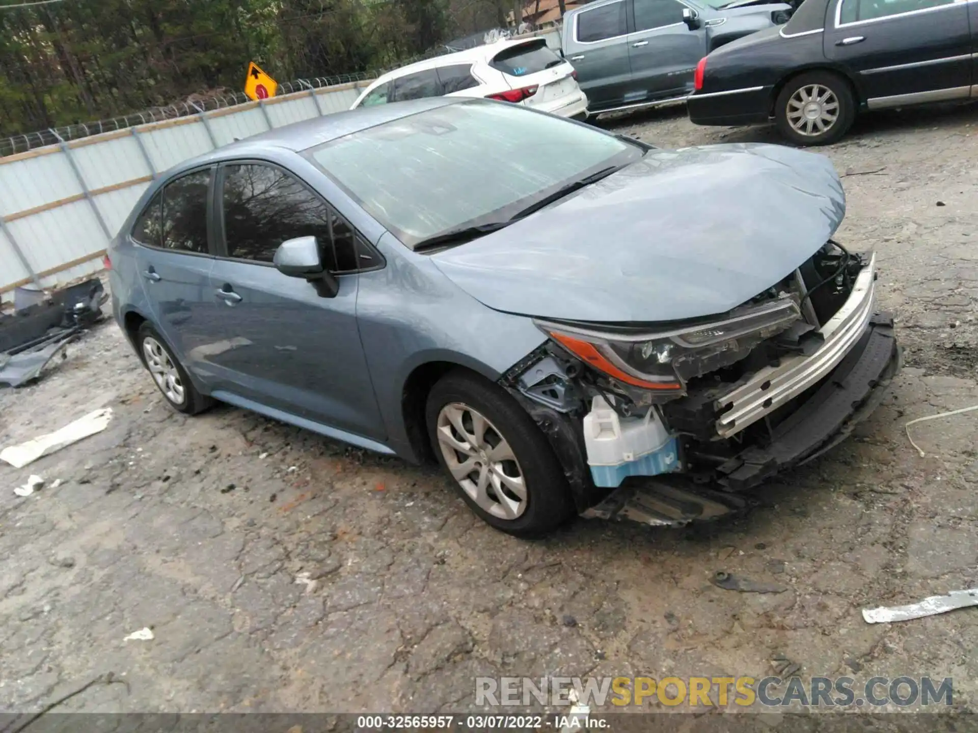 1 Photograph of a damaged car JTDEPRAE8LJ001573 TOYOTA COROLLA 2020