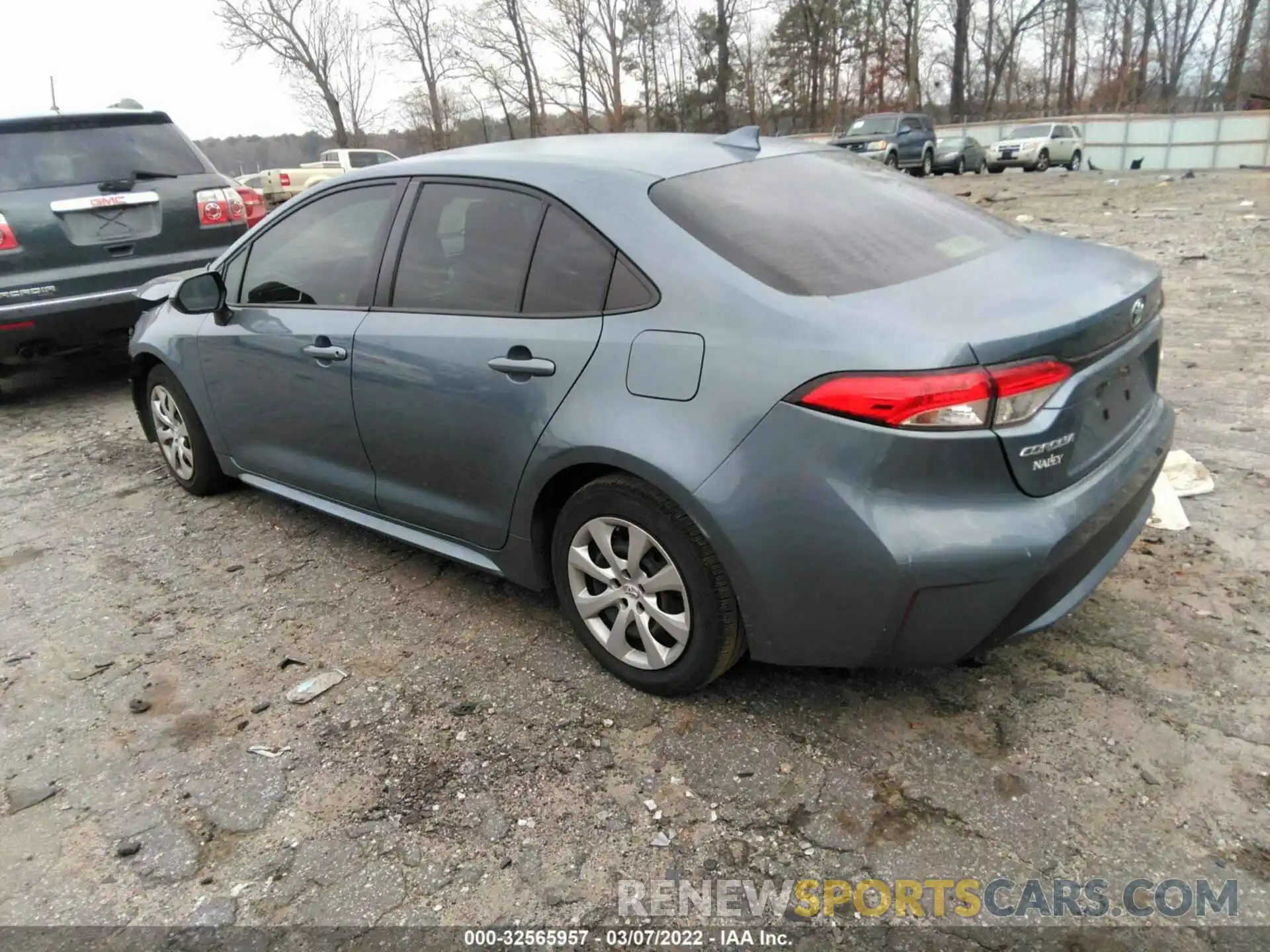 3 Photograph of a damaged car JTDEPRAE8LJ001573 TOYOTA COROLLA 2020