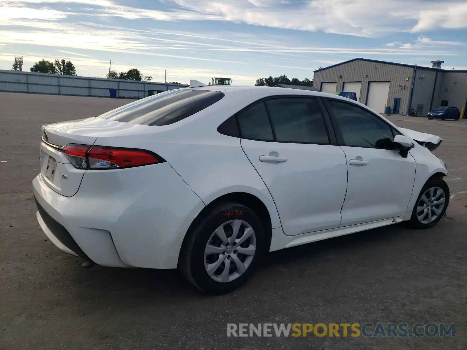 4 Photograph of a damaged car JTDEPRAE8LJ004358 TOYOTA COROLLA 2020