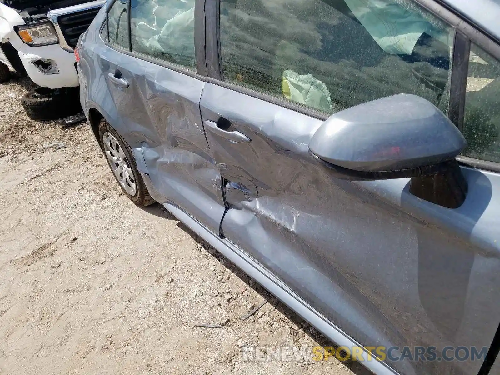 9 Photograph of a damaged car JTDEPRAE8LJ004554 TOYOTA COROLLA 2020