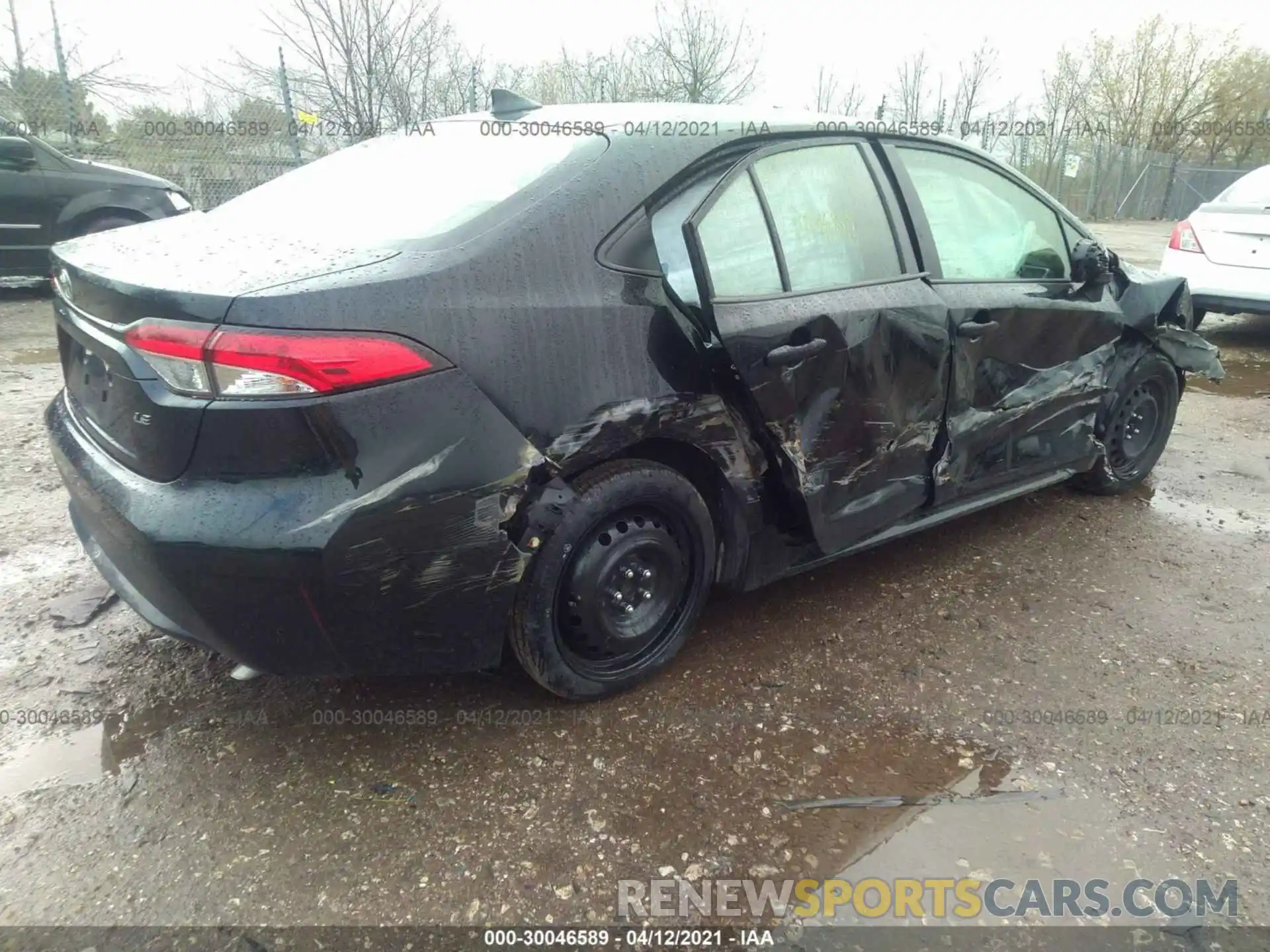 4 Photograph of a damaged car JTDEPRAE8LJ005381 TOYOTA COROLLA 2020