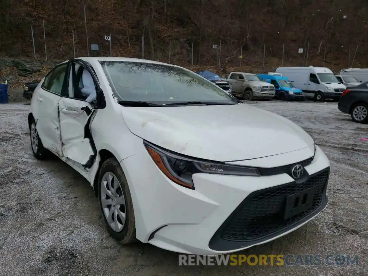 1 Photograph of a damaged car JTDEPRAE8LJ005414 TOYOTA COROLLA 2020