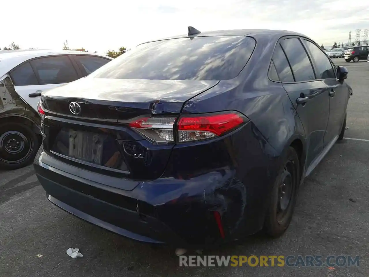 4 Photograph of a damaged car JTDEPRAE8LJ007468 TOYOTA COROLLA 2020