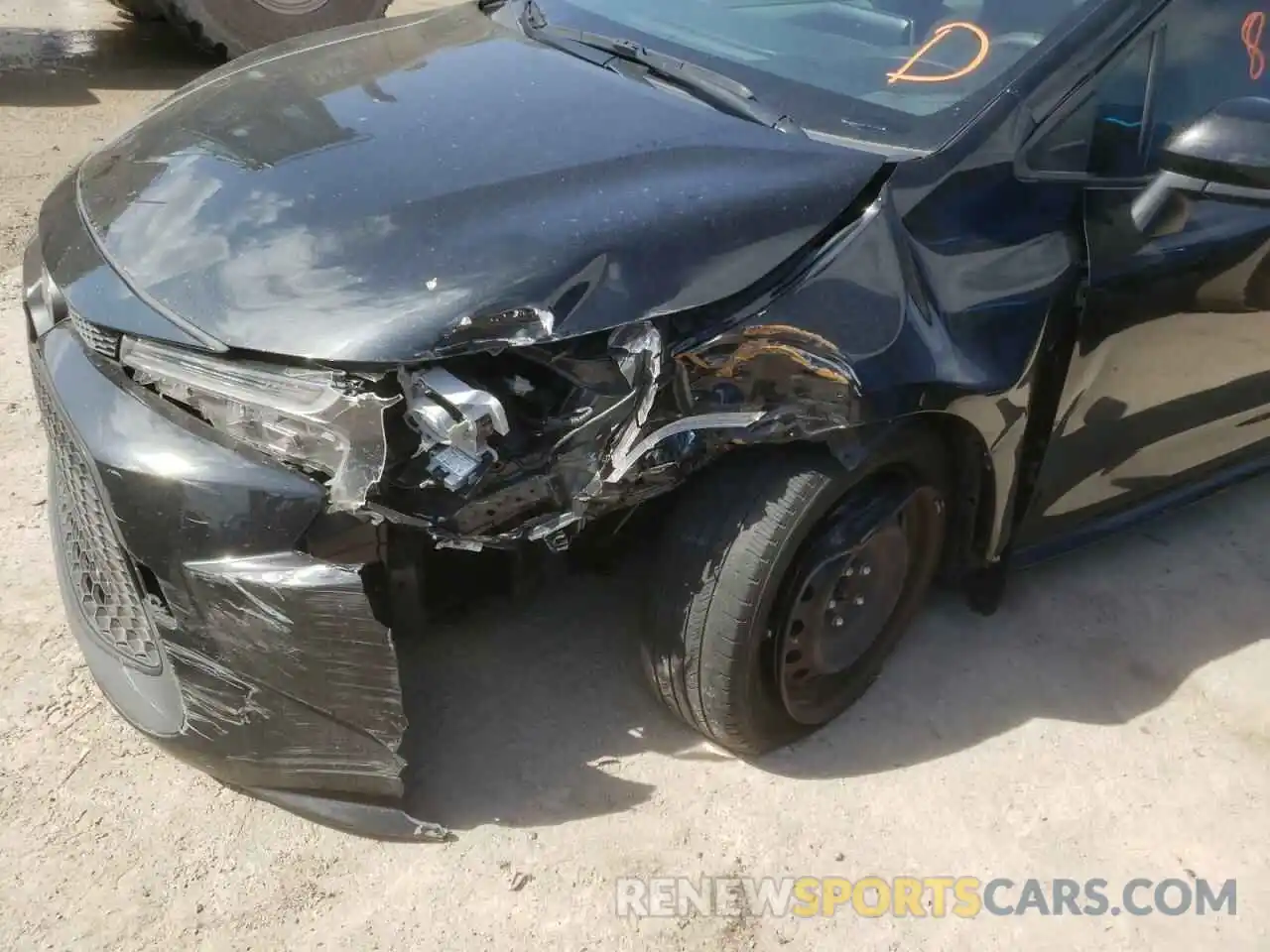 9 Photograph of a damaged car JTDEPRAE8LJ011410 TOYOTA COROLLA 2020