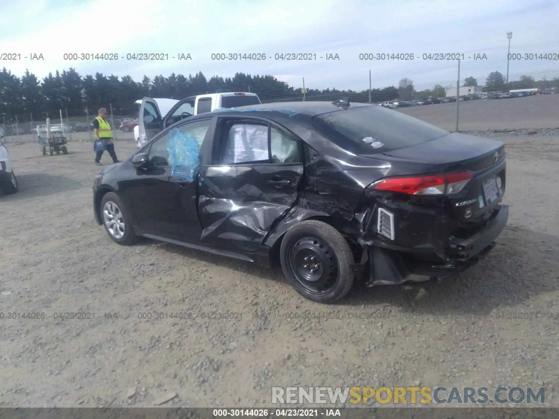 3 Photograph of a damaged car JTDEPRAE8LJ013934 TOYOTA COROLLA 2020