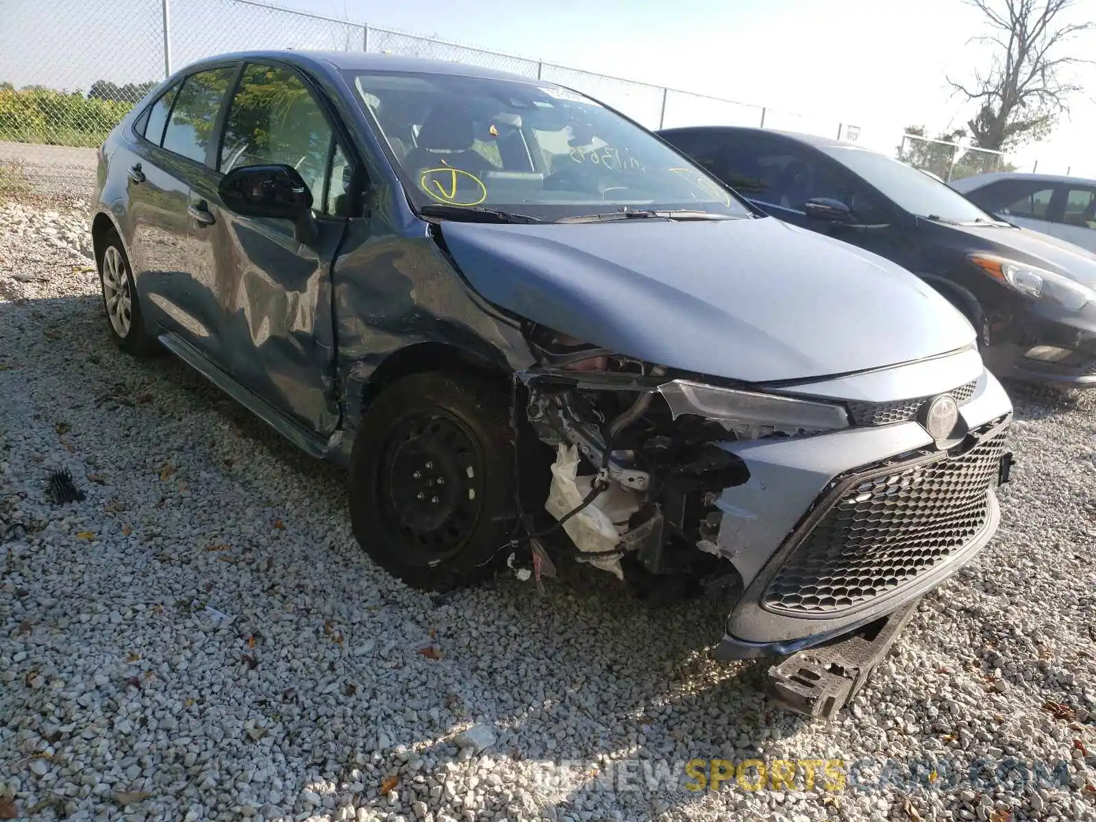 1 Photograph of a damaged car JTDEPRAE8LJ015232 TOYOTA COROLLA 2020