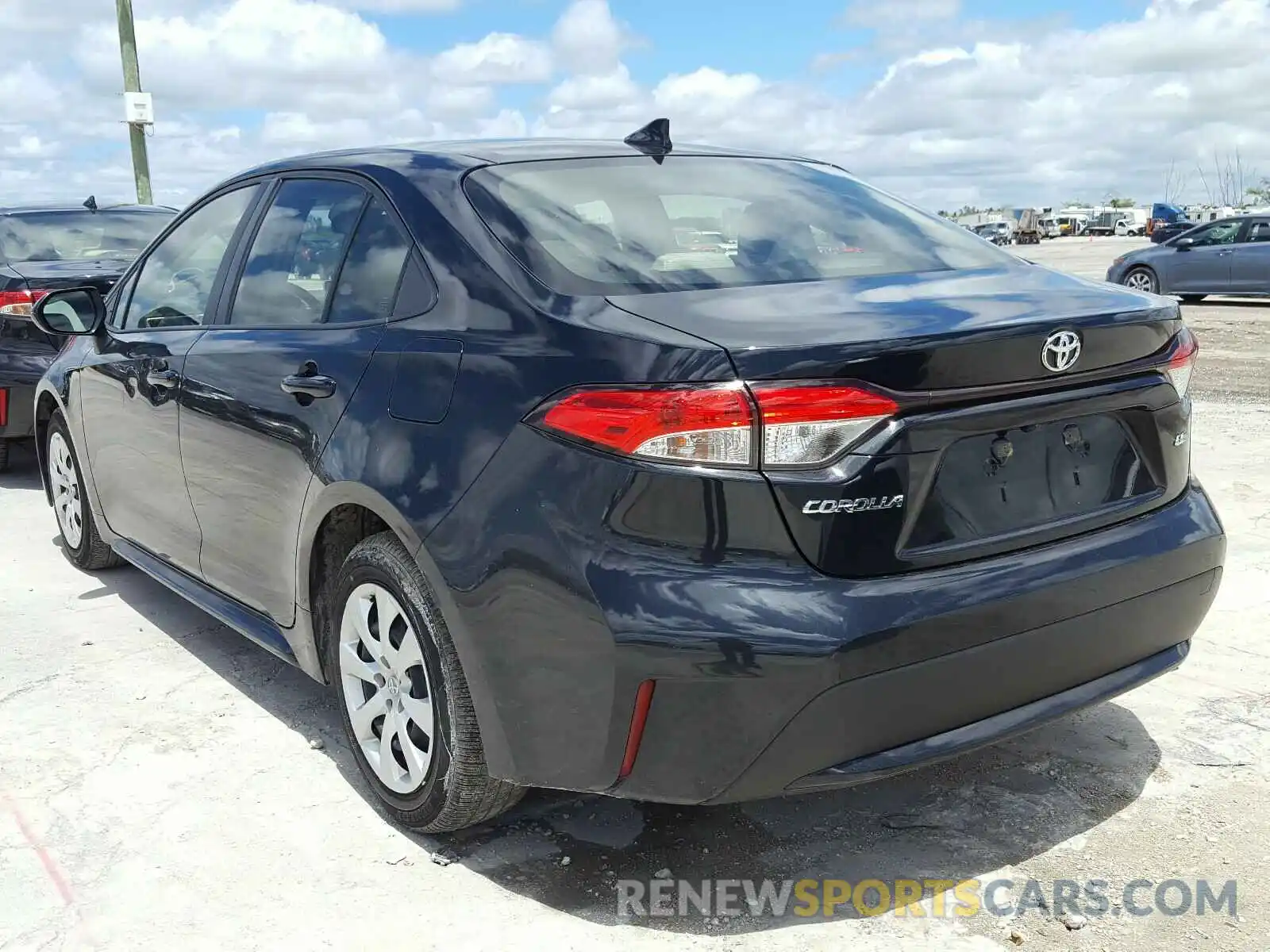 3 Photograph of a damaged car JTDEPRAE8LJ016266 TOYOTA COROLLA 2020