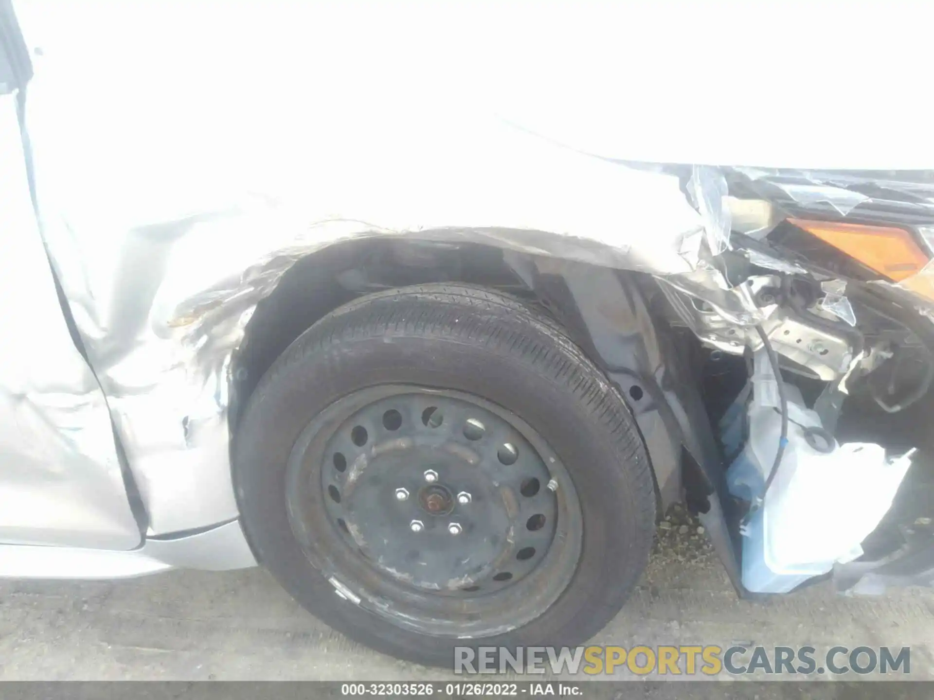 6 Photograph of a damaged car JTDEPRAE8LJ016834 TOYOTA COROLLA 2020