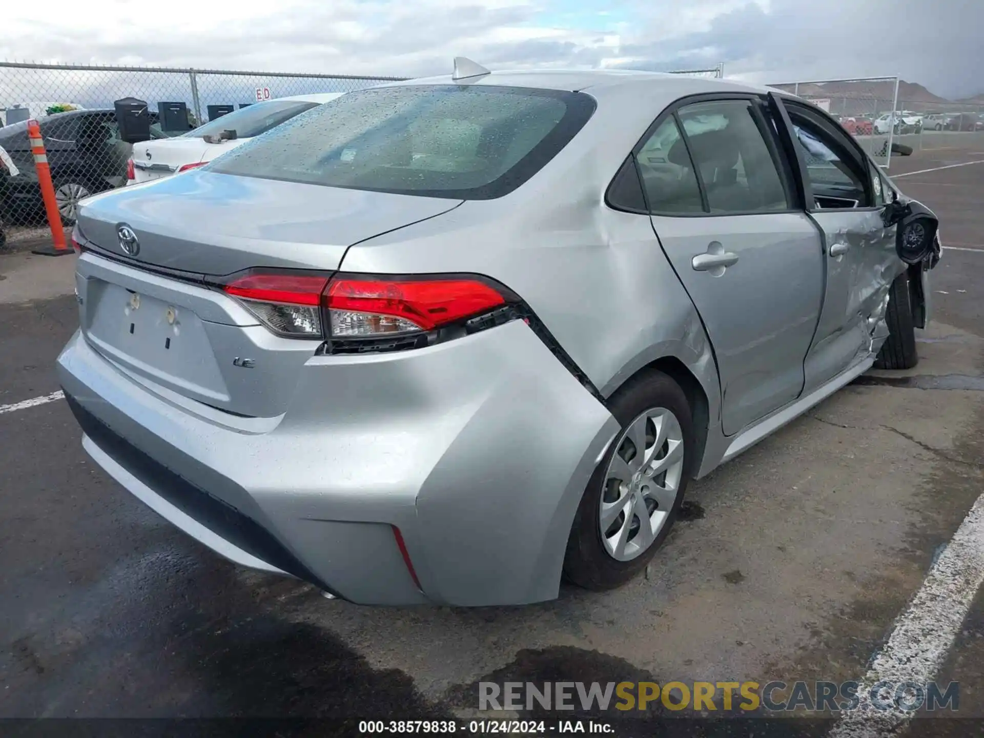 4 Photograph of a damaged car JTDEPRAE8LJ018681 TOYOTA COROLLA 2020