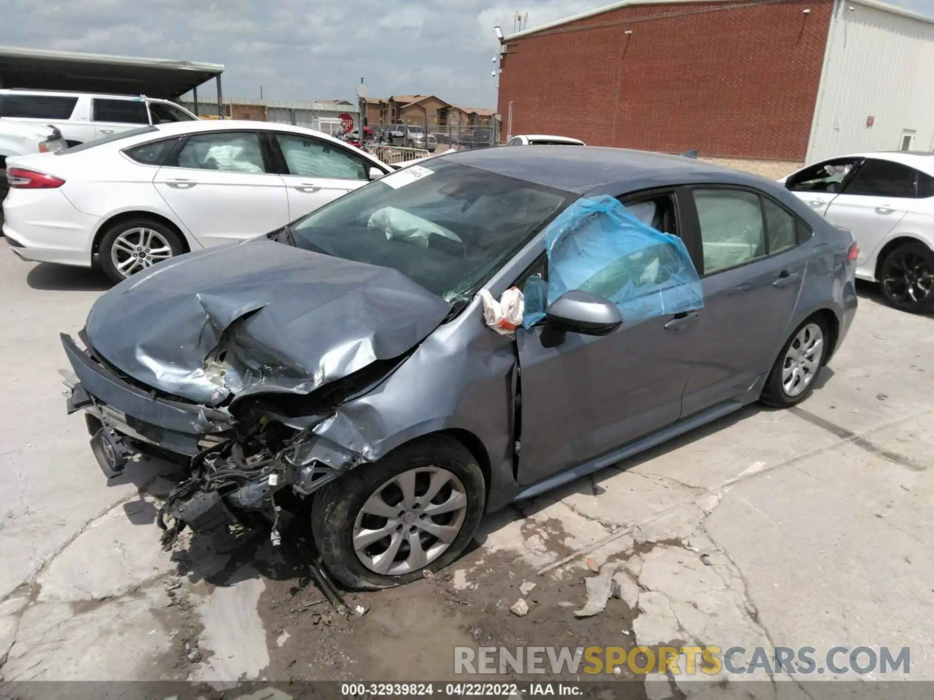 2 Photograph of a damaged car JTDEPRAE8LJ020320 TOYOTA COROLLA 2020