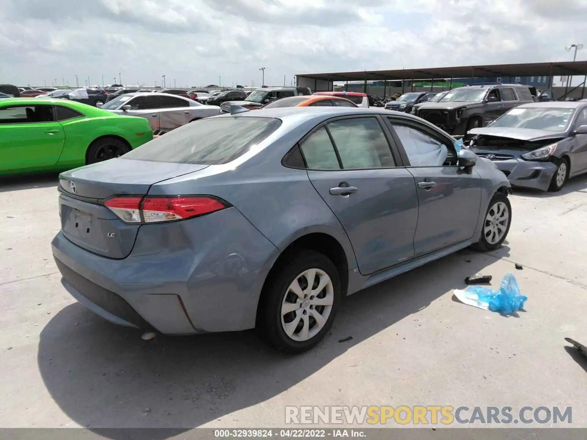 4 Photograph of a damaged car JTDEPRAE8LJ020320 TOYOTA COROLLA 2020