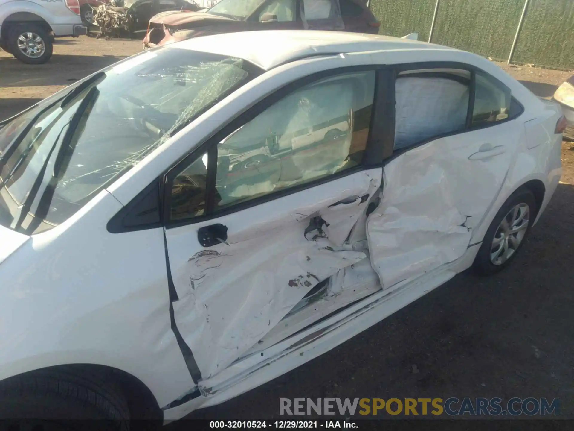 6 Photograph of a damaged car JTDEPRAE8LJ021208 TOYOTA COROLLA 2020