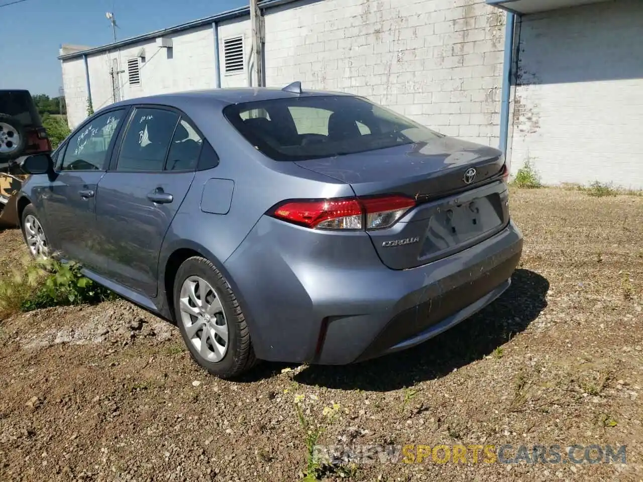 3 Photograph of a damaged car JTDEPRAE8LJ021452 TOYOTA COROLLA 2020