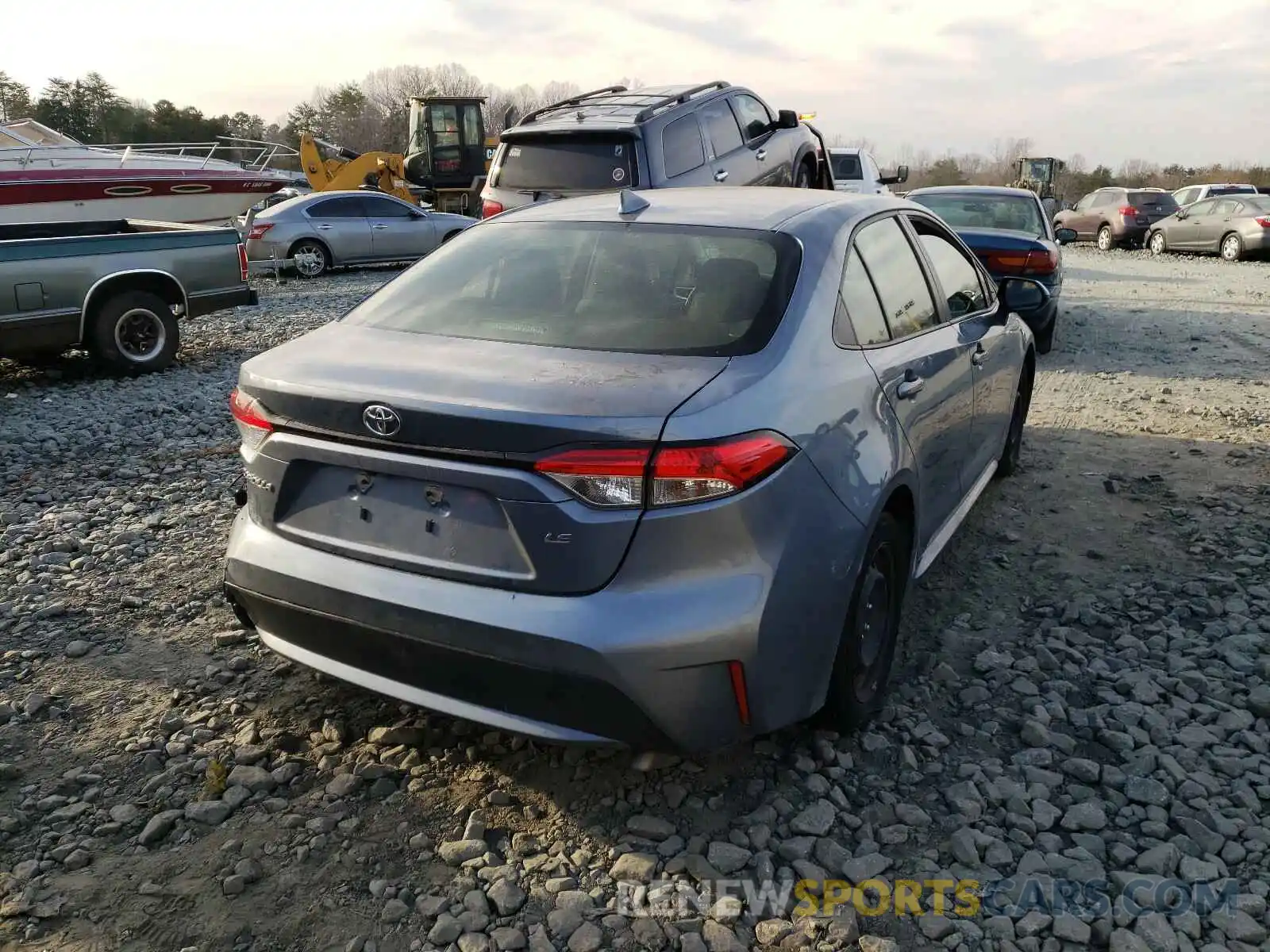 4 Photograph of a damaged car JTDEPRAE8LJ022620 TOYOTA COROLLA 2020