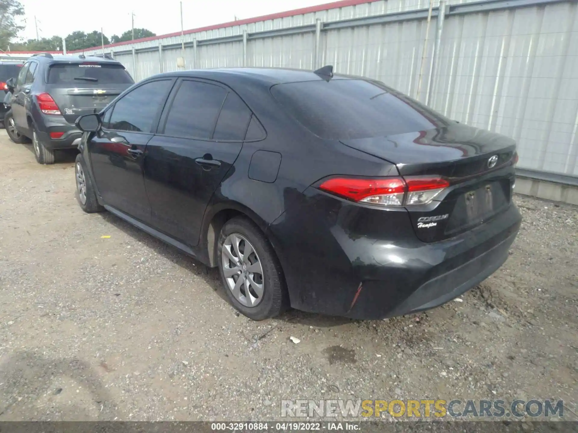 3 Photograph of a damaged car JTDEPRAE8LJ023122 TOYOTA COROLLA 2020