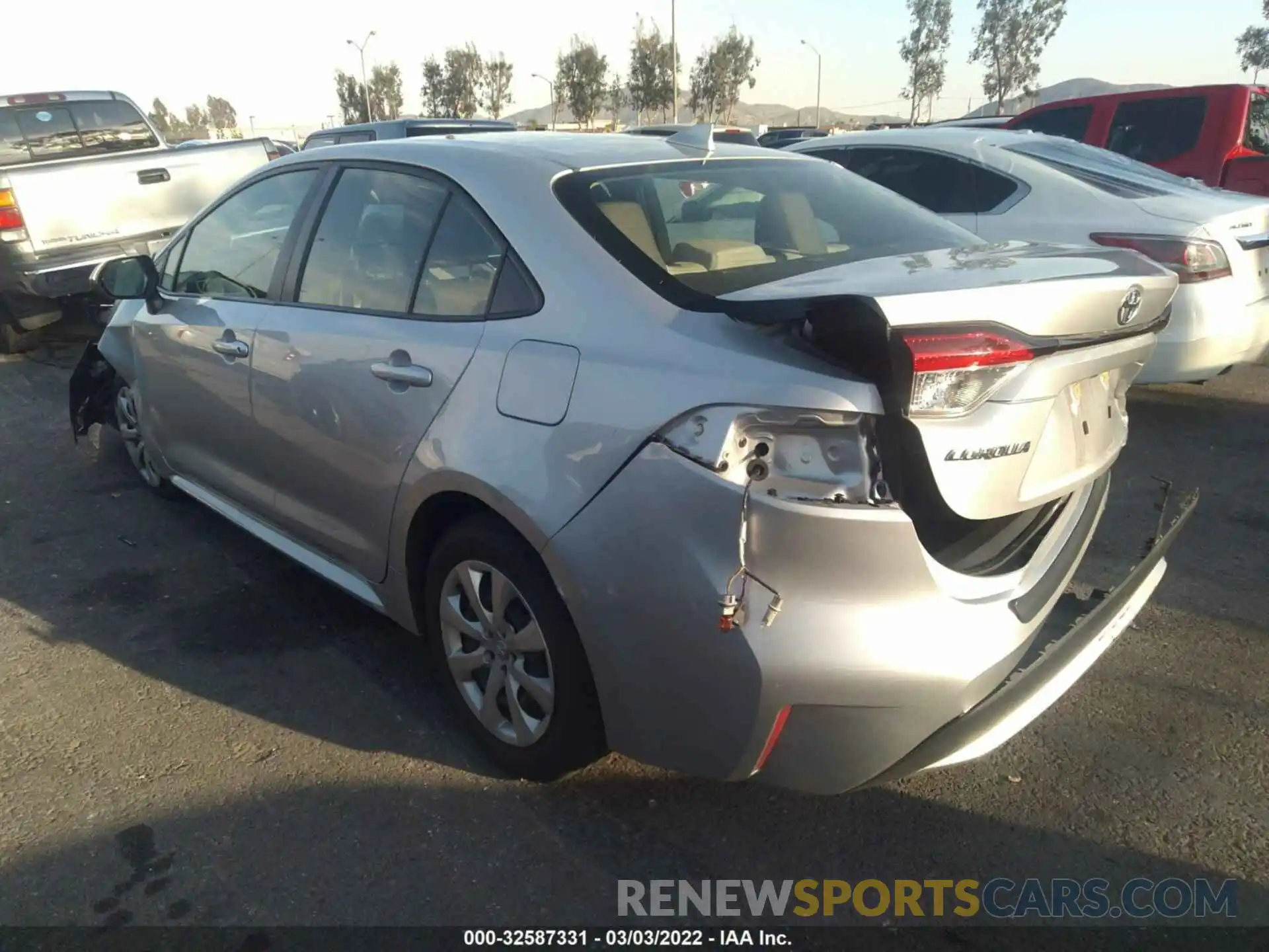 3 Photograph of a damaged car JTDEPRAE8LJ023198 TOYOTA COROLLA 2020