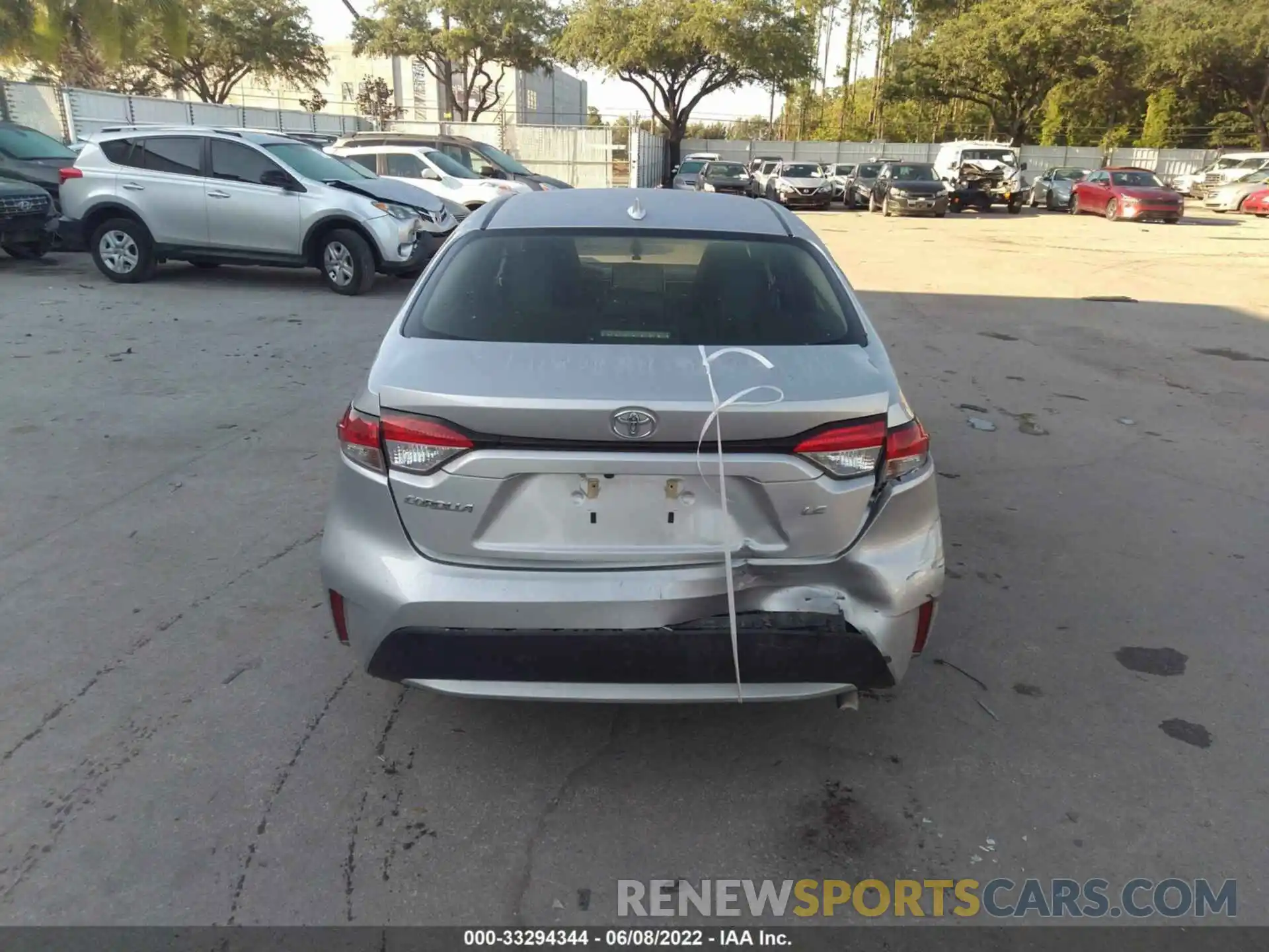 6 Photograph of a damaged car JTDEPRAE8LJ023444 TOYOTA COROLLA 2020