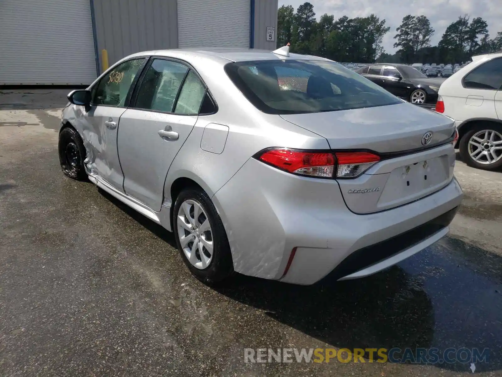 3 Photograph of a damaged car JTDEPRAE8LJ024321 TOYOTA COROLLA 2020