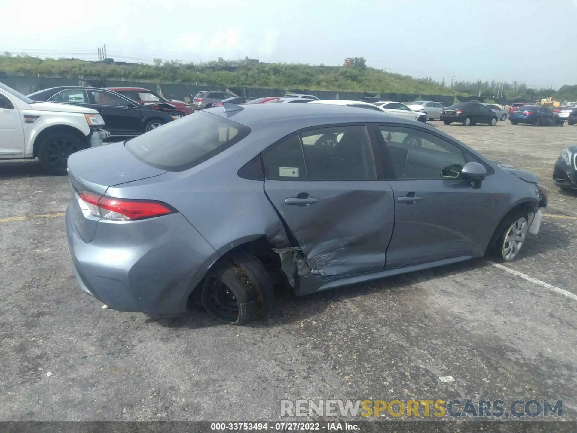 6 Photograph of a damaged car JTDEPRAE8LJ025078 TOYOTA COROLLA 2020