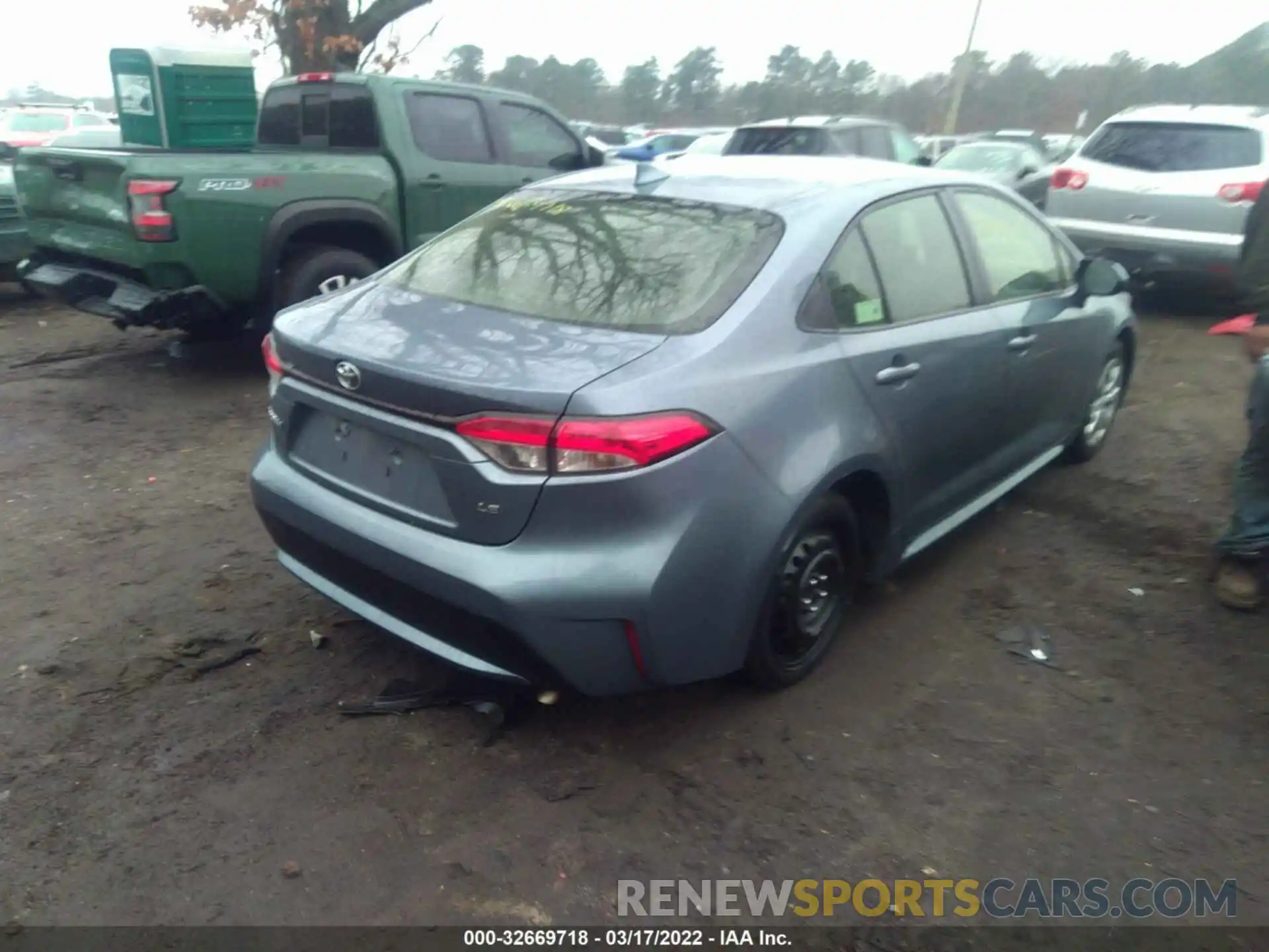 4 Photograph of a damaged car JTDEPRAE8LJ027302 TOYOTA COROLLA 2020