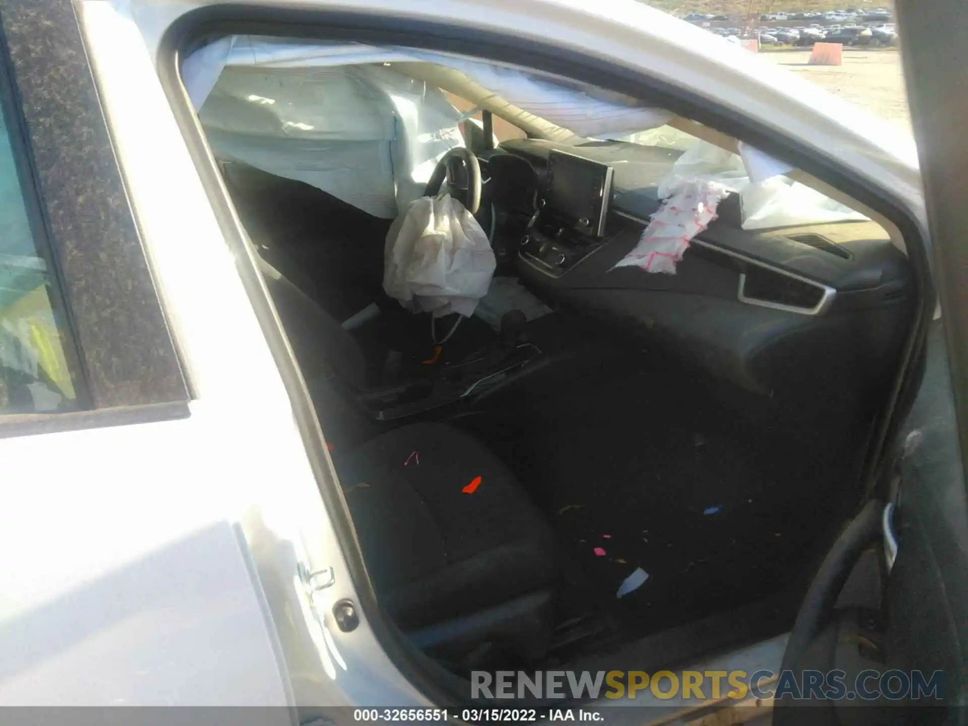 5 Photograph of a damaged car JTDEPRAE8LJ029843 TOYOTA COROLLA 2020