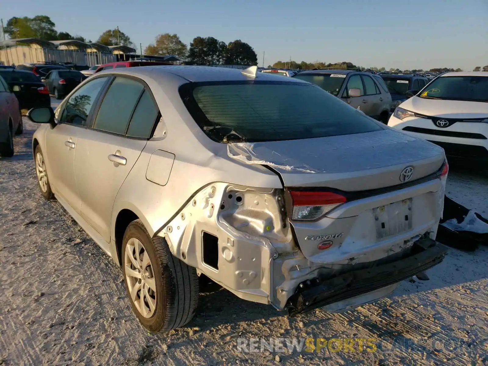 3 Photograph of a damaged car JTDEPRAE8LJ030183 TOYOTA COROLLA 2020