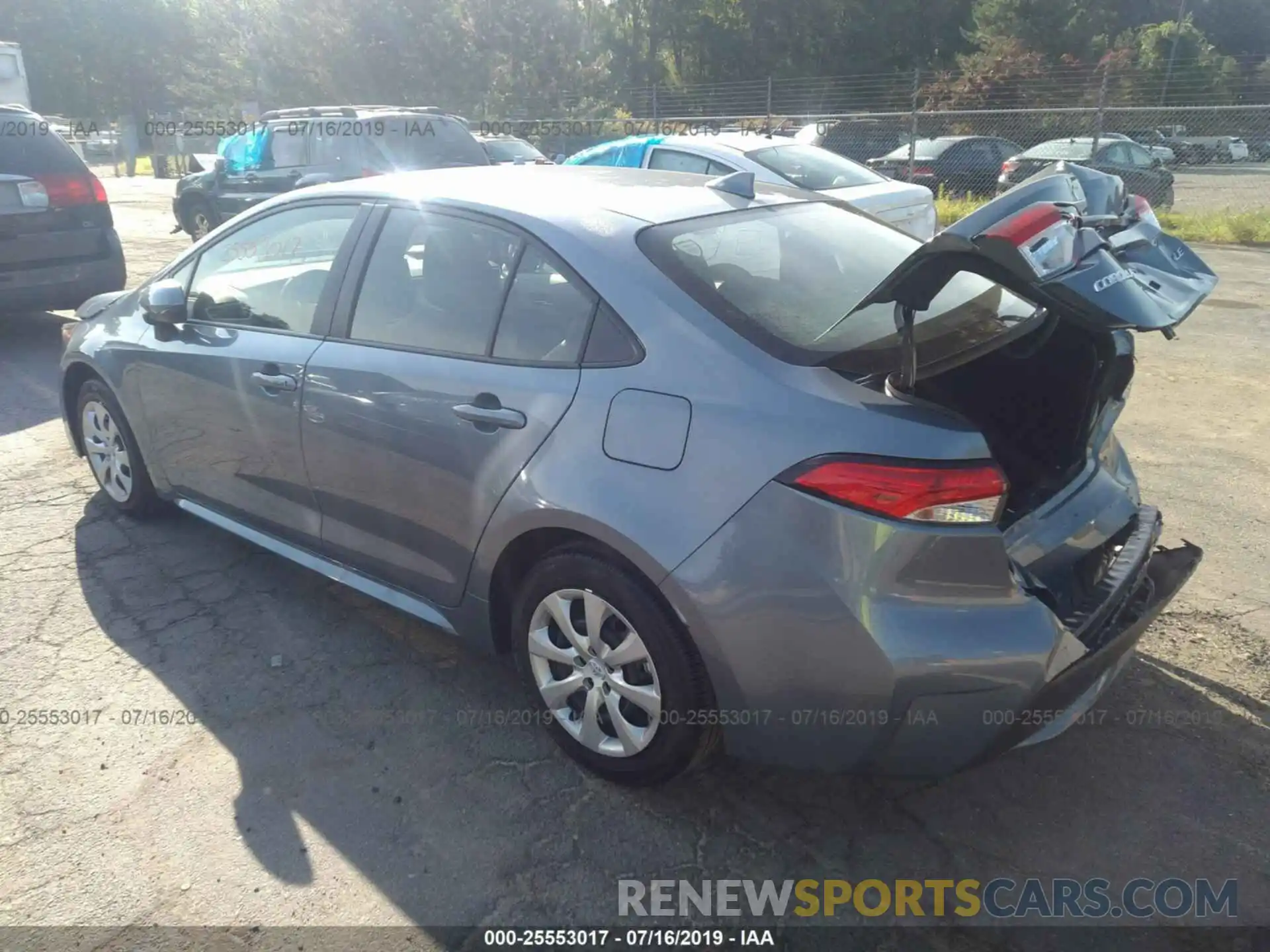 3 Photograph of a damaged car JTDEPRAE8LJ030510 TOYOTA COROLLA 2020