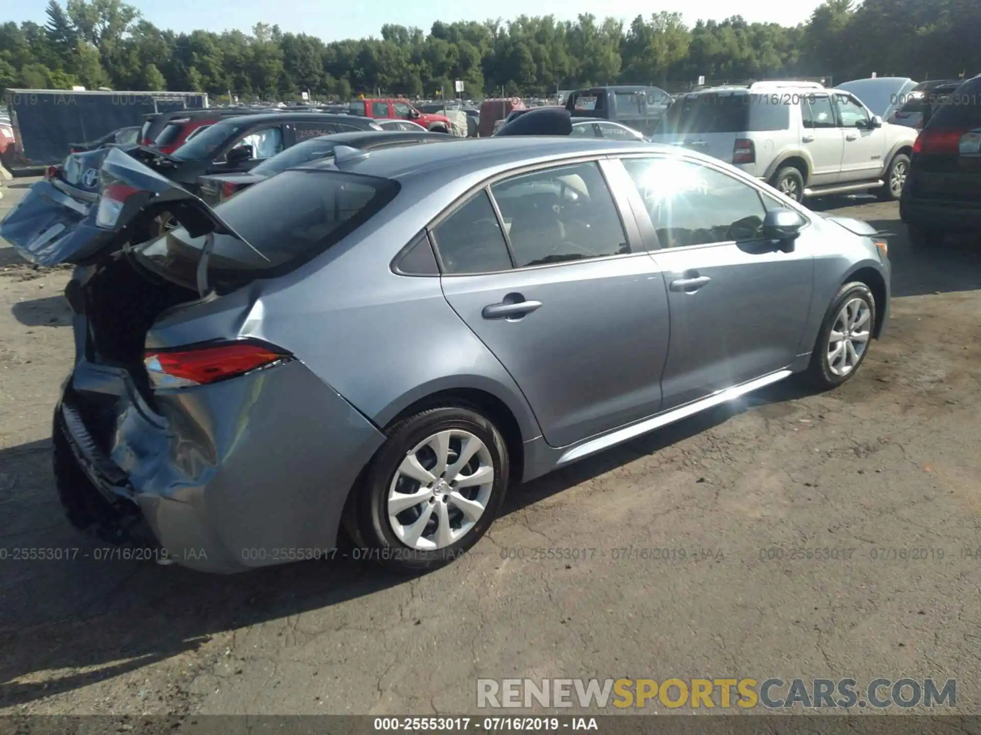 4 Photograph of a damaged car JTDEPRAE8LJ030510 TOYOTA COROLLA 2020