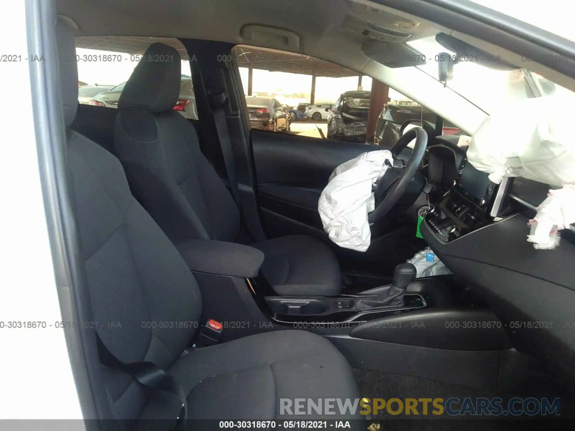 5 Photograph of a damaged car JTDEPRAE8LJ032371 TOYOTA COROLLA 2020