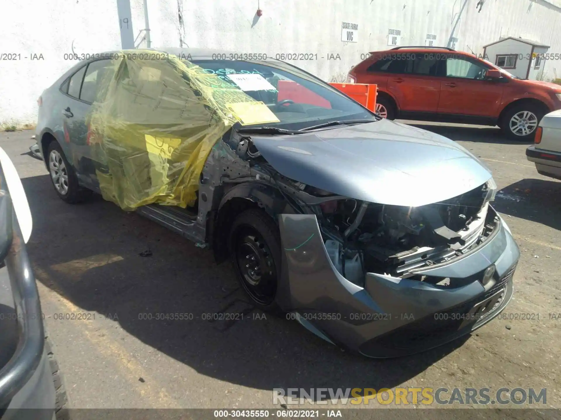 1 Photograph of a damaged car JTDEPRAE8LJ032418 TOYOTA COROLLA 2020