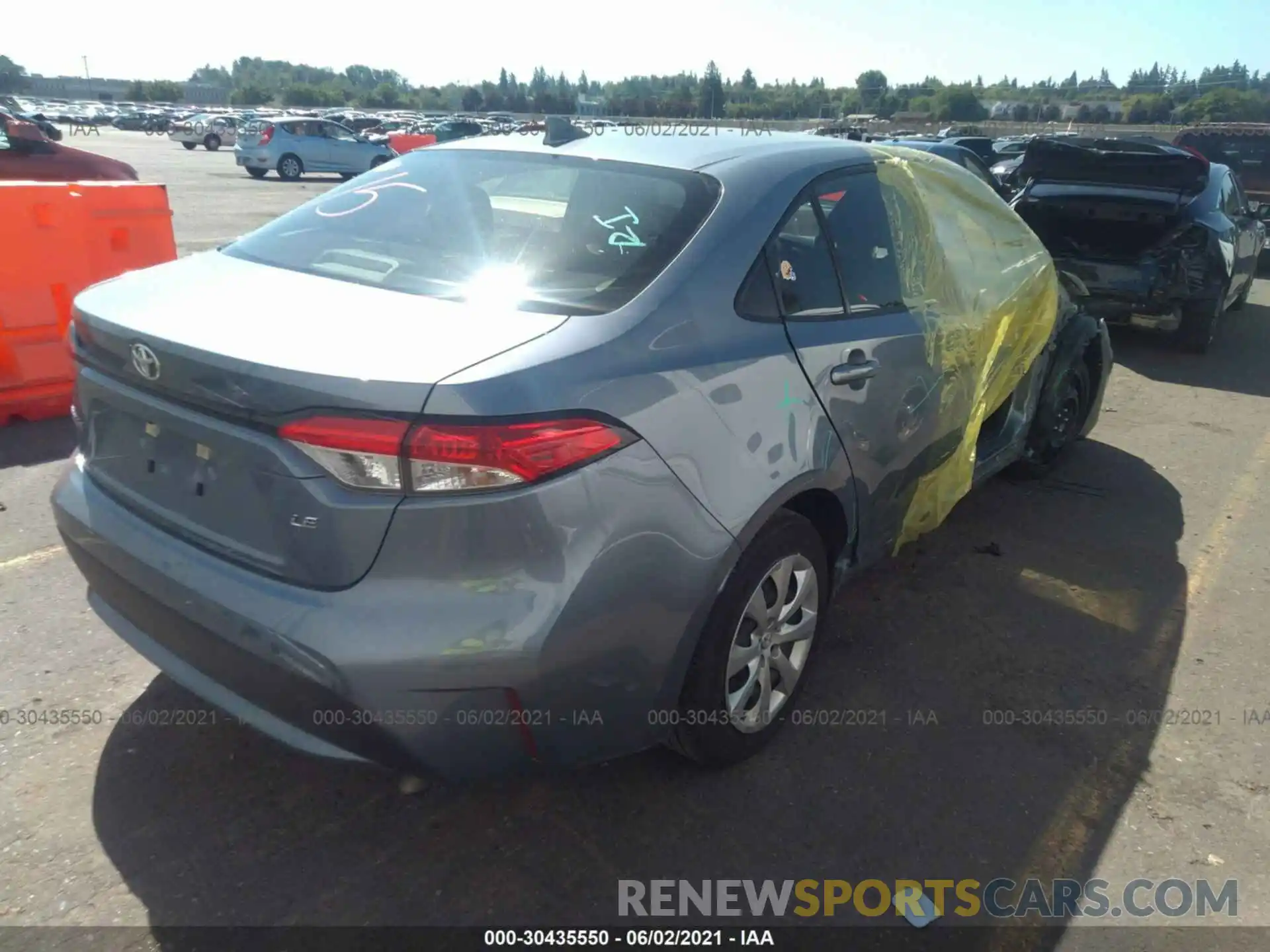 4 Photograph of a damaged car JTDEPRAE8LJ032418 TOYOTA COROLLA 2020