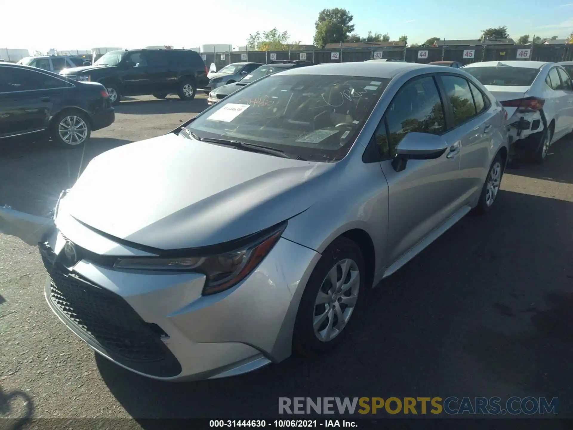 2 Photograph of a damaged car JTDEPRAE8LJ032886 TOYOTA COROLLA 2020