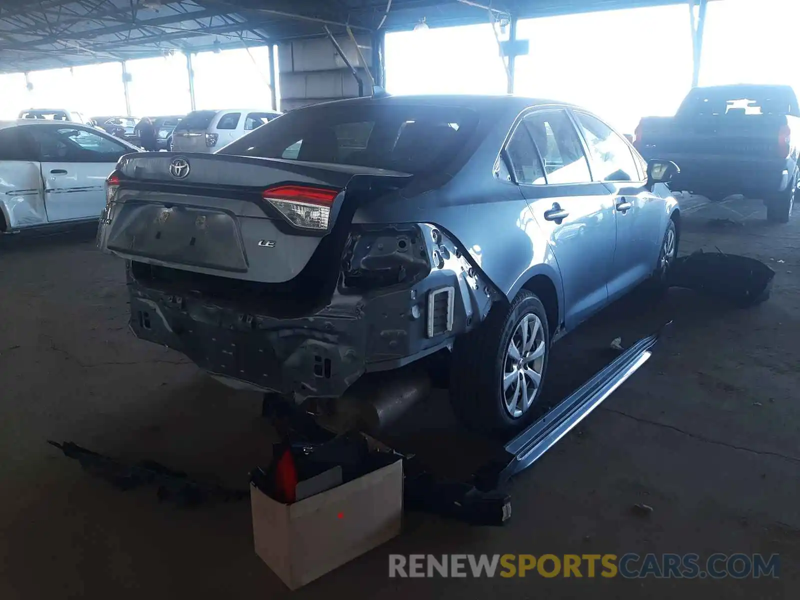 4 Photograph of a damaged car JTDEPRAE8LJ032998 TOYOTA COROLLA 2020