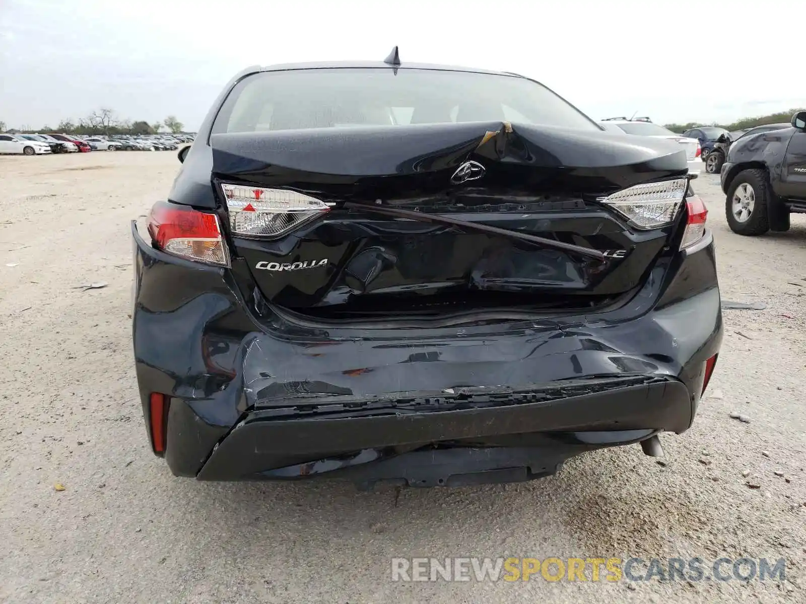 9 Photograph of a damaged car JTDEPRAE8LJ034640 TOYOTA COROLLA 2020