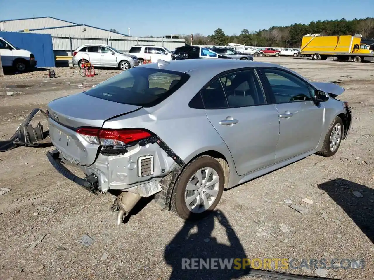 4 Photograph of a damaged car JTDEPRAE8LJ036808 TOYOTA COROLLA 2020