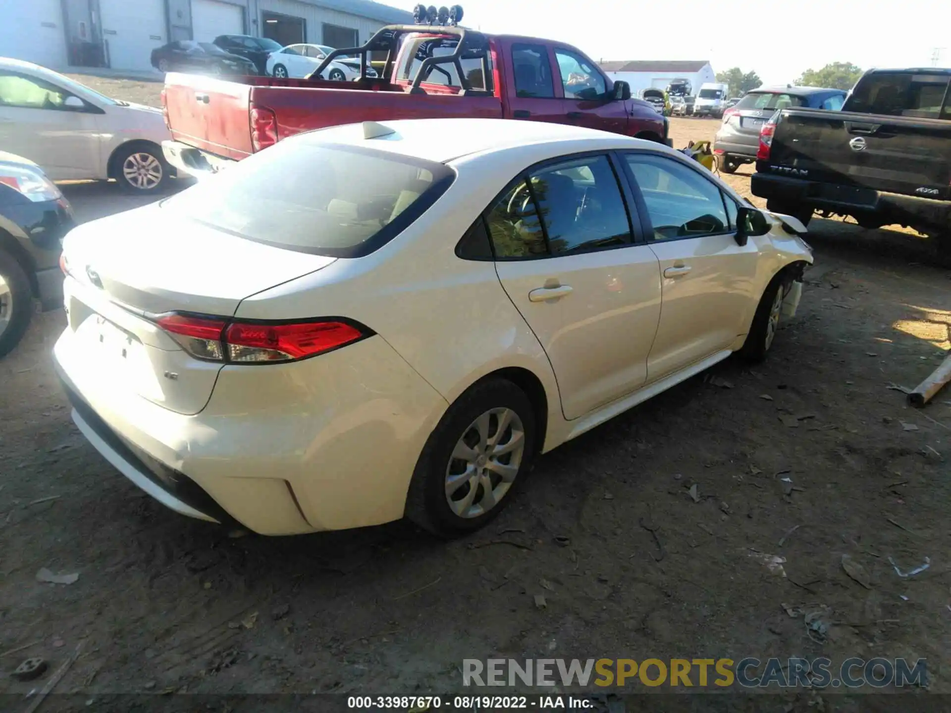 4 Photograph of a damaged car JTDEPRAE8LJ038171 TOYOTA COROLLA 2020