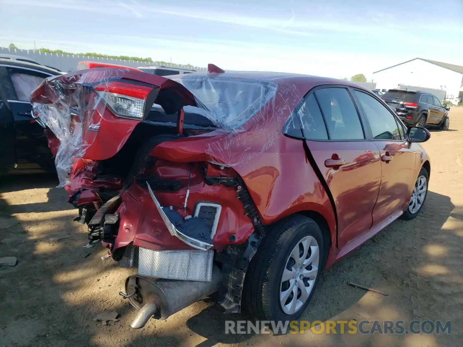 4 Photograph of a damaged car JTDEPRAE8LJ038476 TOYOTA COROLLA 2020