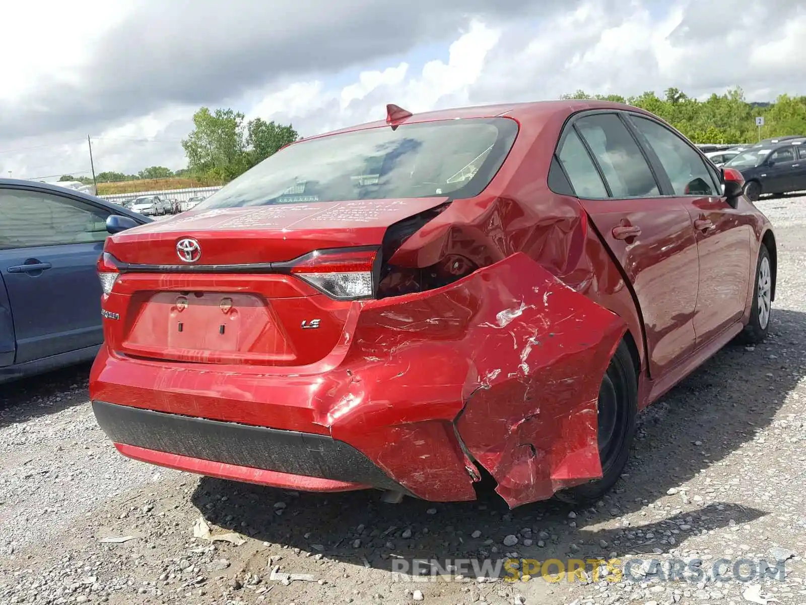 4 Photograph of a damaged car JTDEPRAE8LJ039126 TOYOTA COROLLA 2020