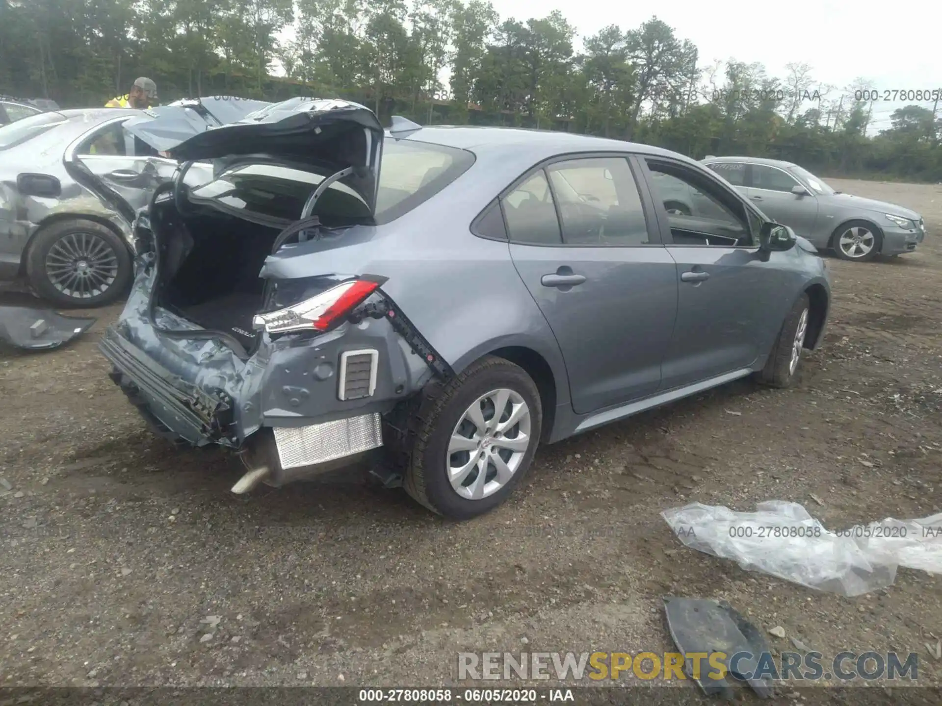 4 Photograph of a damaged car JTDEPRAE8LJ039191 TOYOTA COROLLA 2020