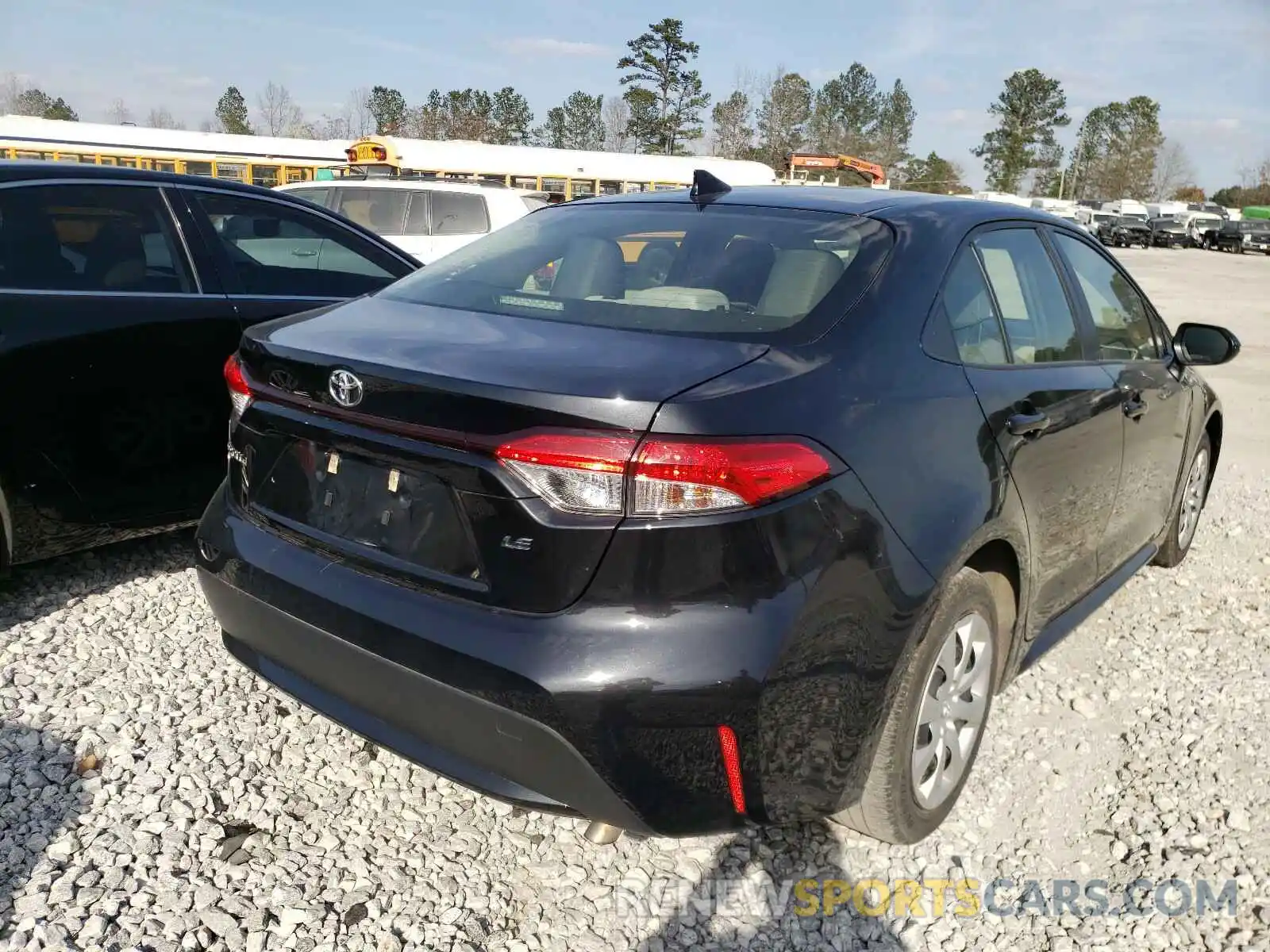 4 Photograph of a damaged car JTDEPRAE8LJ039207 TOYOTA COROLLA 2020