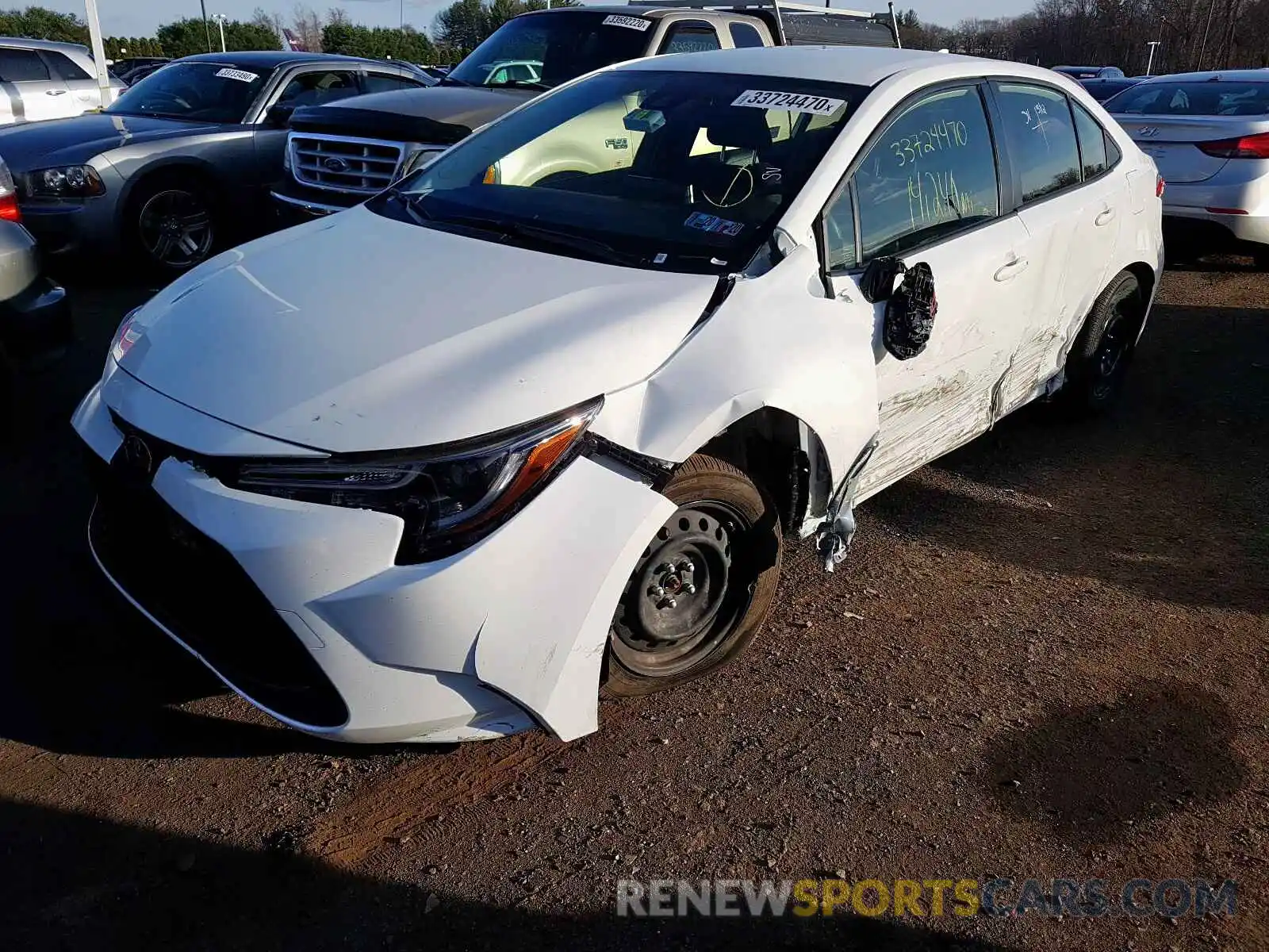 2 Photograph of a damaged car JTDEPRAE8LJ039711 TOYOTA COROLLA 2020