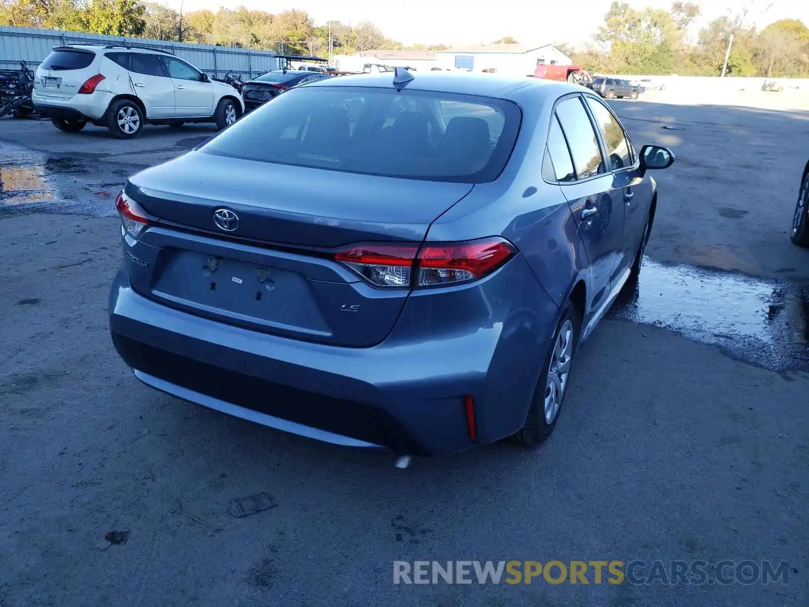 4 Photograph of a damaged car JTDEPRAE8LJ039885 TOYOTA COROLLA 2020